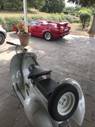 Vespaochlambo.jpg